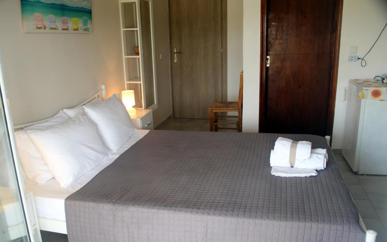 Giota Rooms Arkoudi Esterno foto