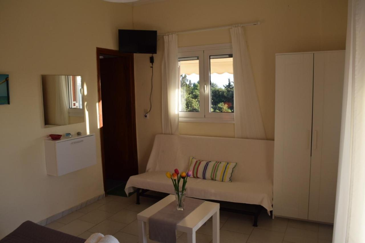 Giota Rooms Arkoudi Esterno foto
